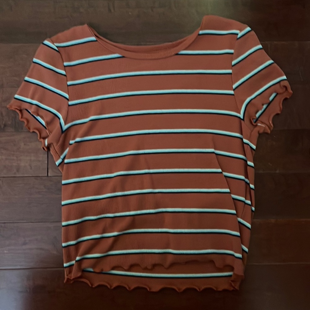 American Eagle baby tee striped lettuce; size s